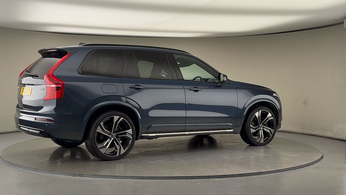 More views of Volvo XC90