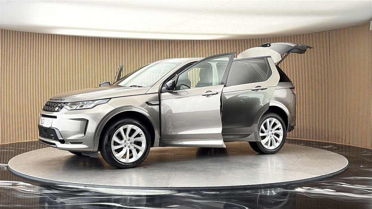 More views of Land Rover Discovery Sport