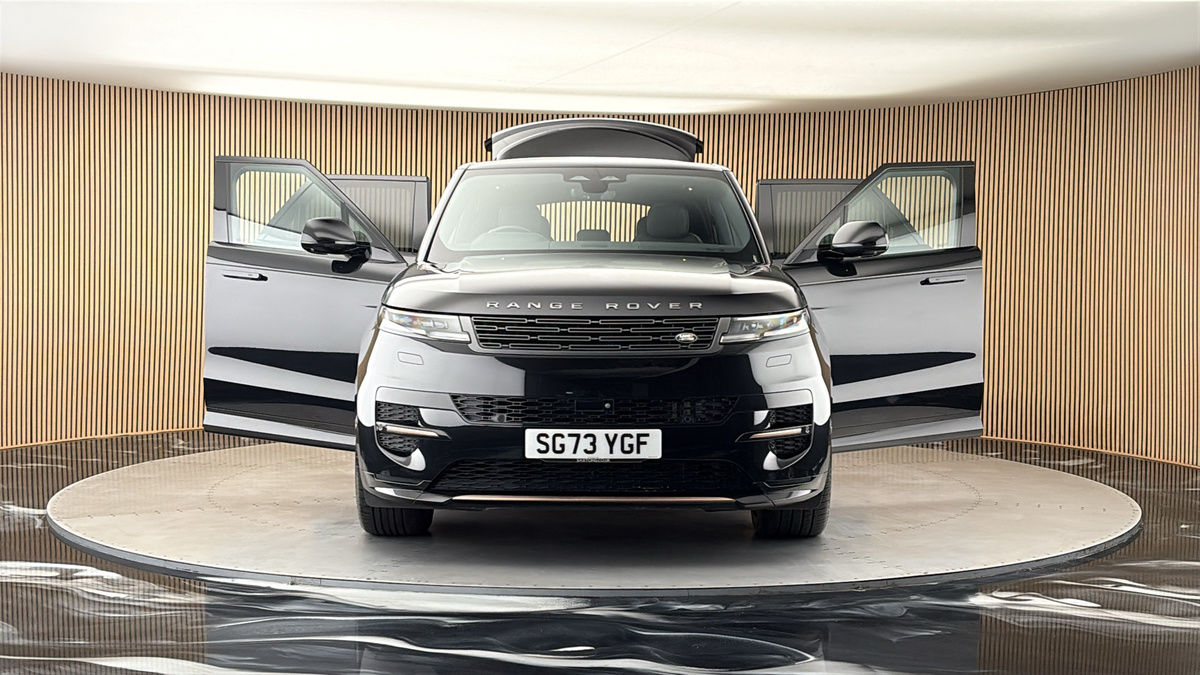 More views of Land Rover Range Rover Sport