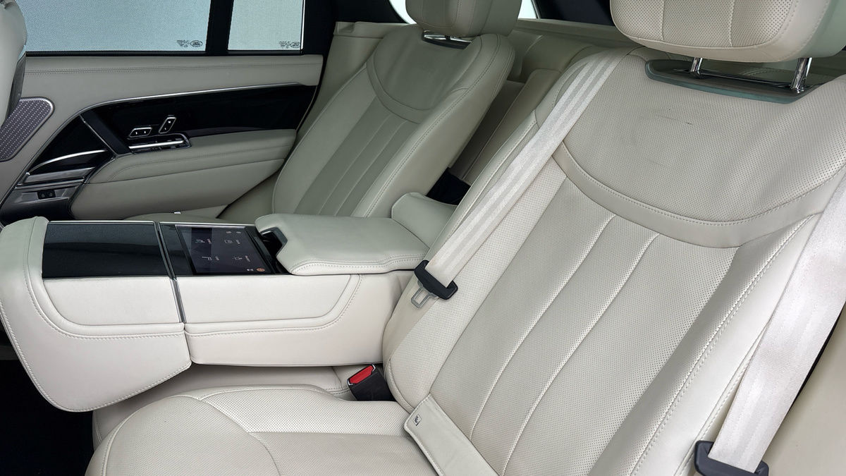 Land Rover Range Rover Image 9