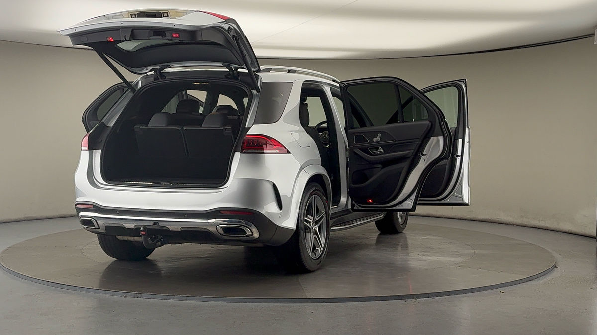 More views of Mercedes-Benz GLE