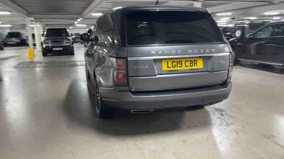 More views of Land Rover Range Rover