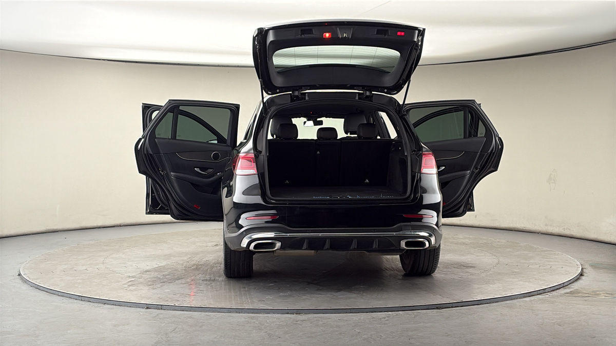 More views of Mercedes-Benz GLC