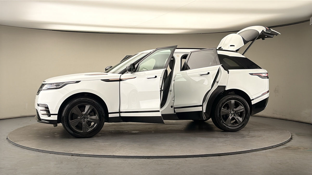 More views of Land Rover Range Rover Velar