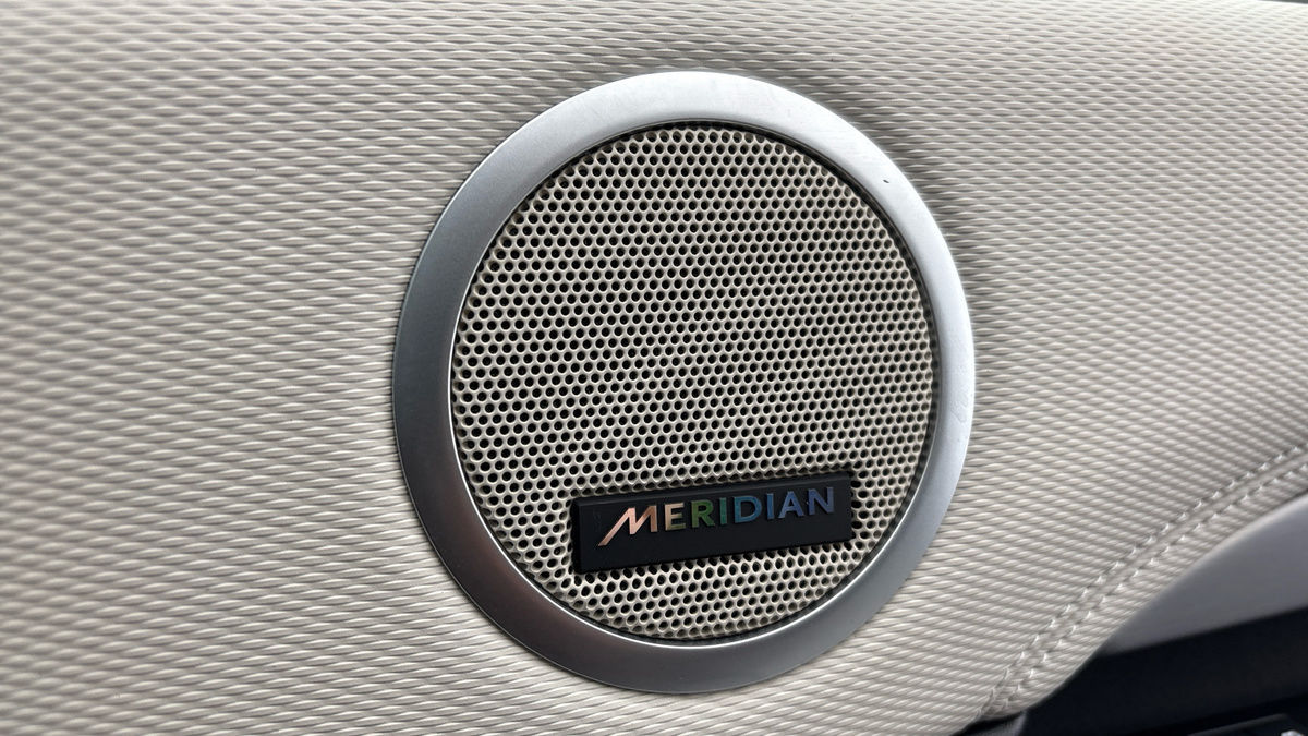 Land Rover Discovery Image 25