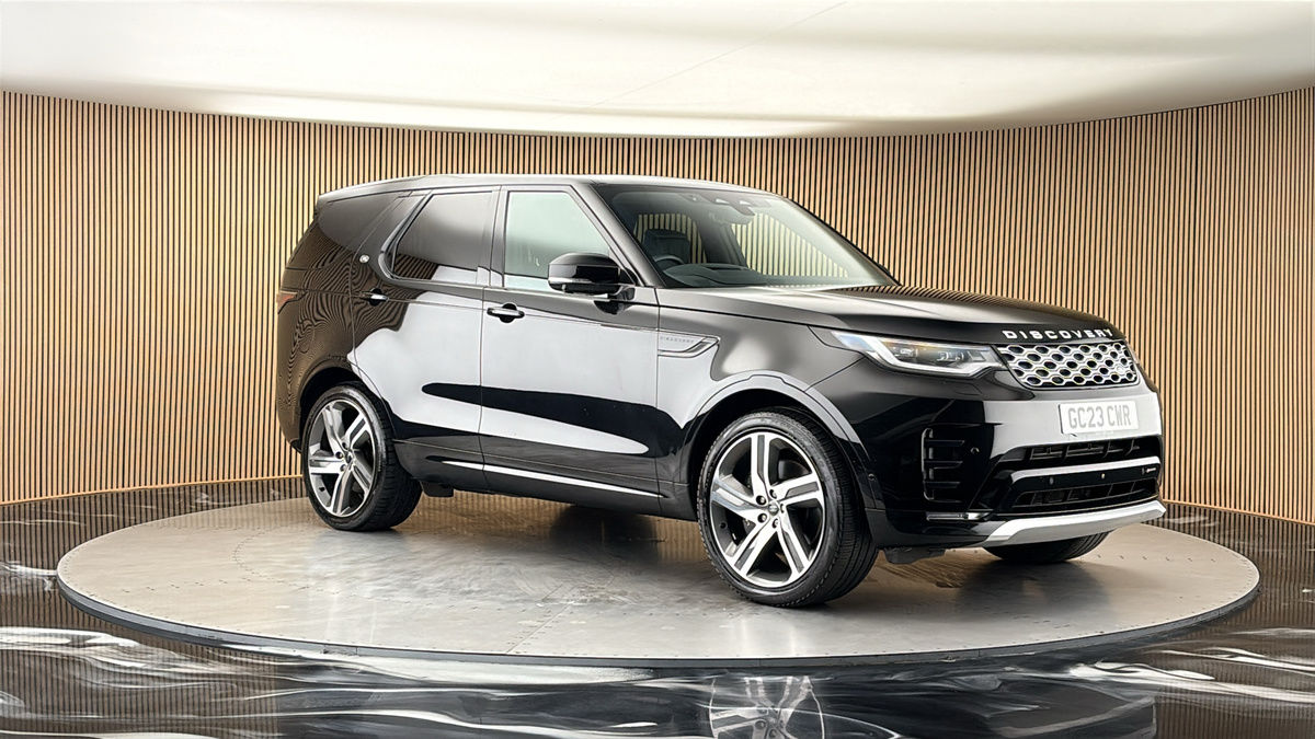 More views of Land Rover Discovery