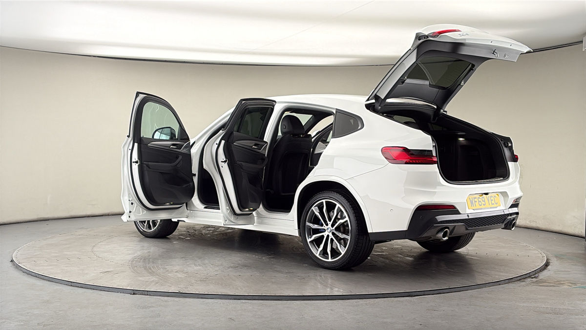 More views of BMW X4