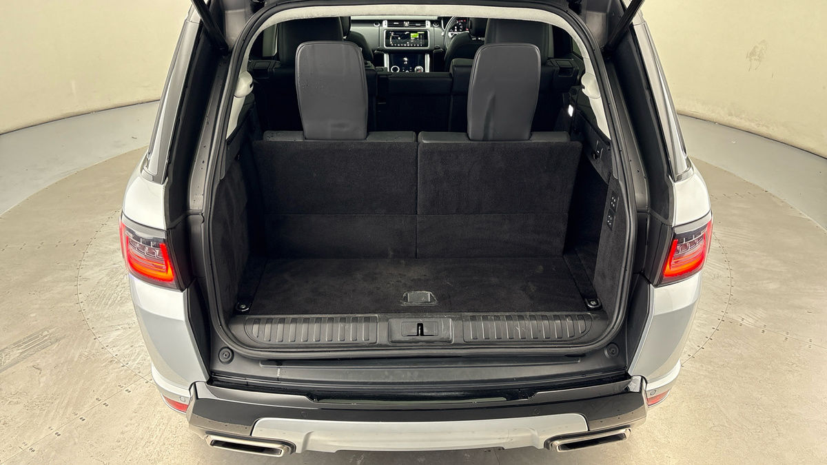 Land Rover Range Rover Sport Image 11