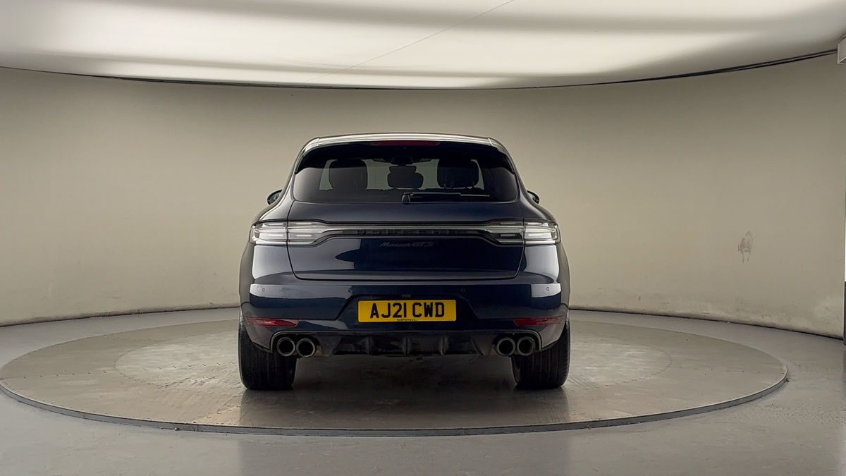 Porsche Macan Image 4