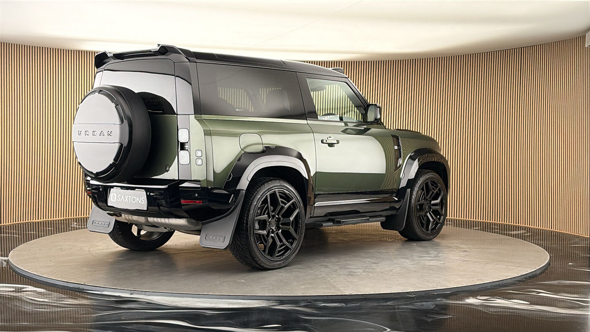Land Rover Defender 90 Urban Image 21