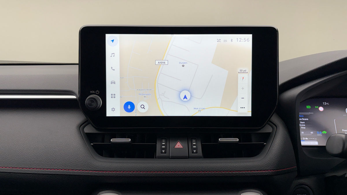 Toyota RAV4 Image 17