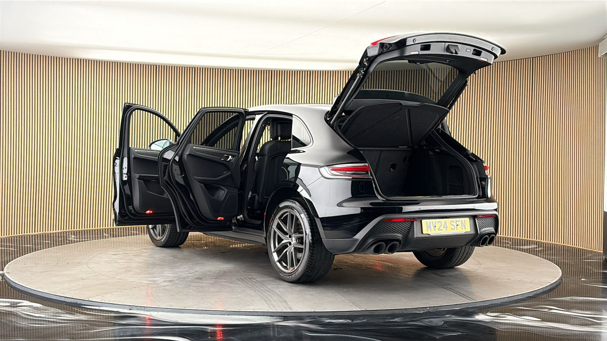 Porsche Macan Image 23