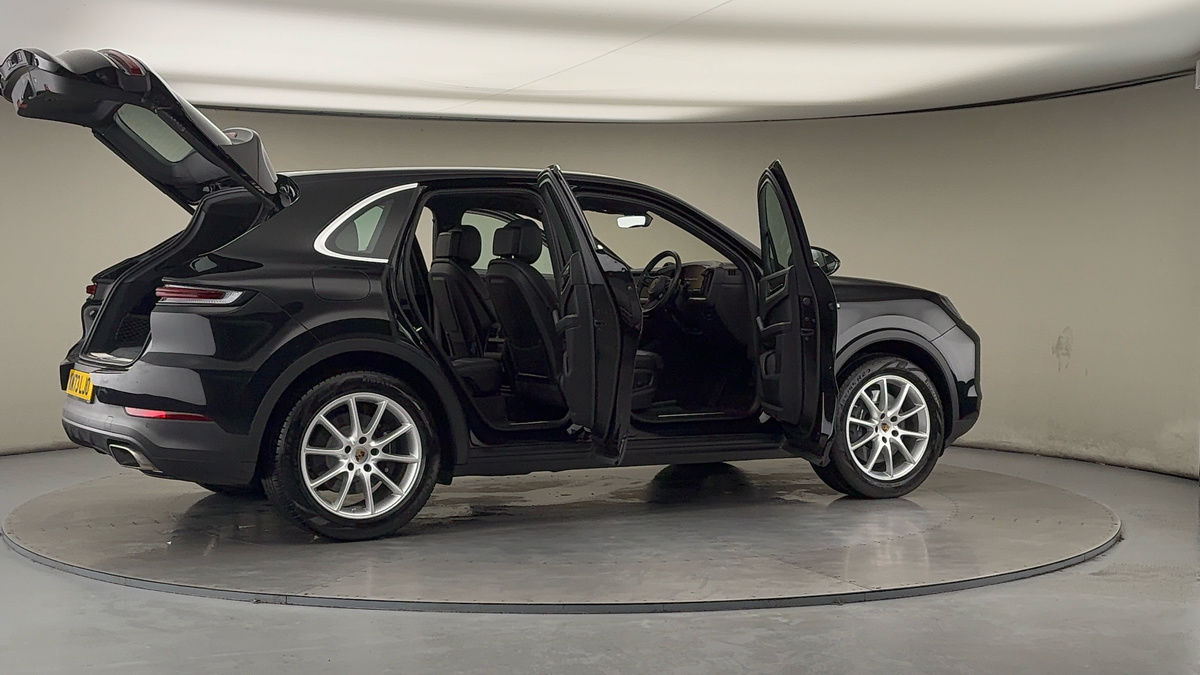 More views of Porsche Cayenne