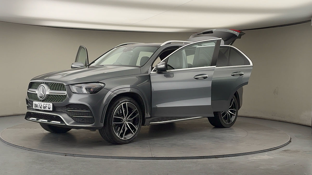 More views of Mercedes-Benz GLE