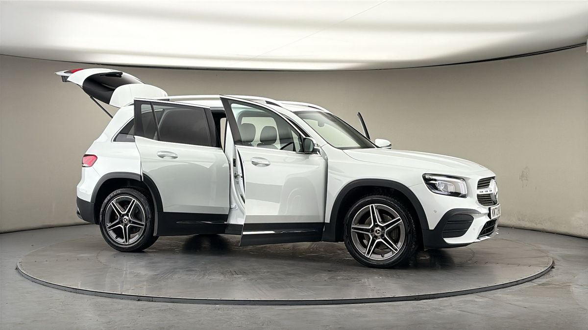 More views of Mercedes-Benz GLB