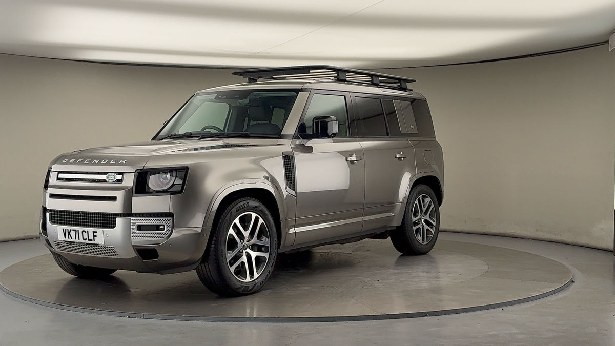 More views of Land Rover Defender 110