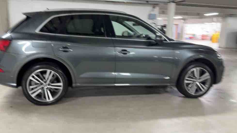 More views of Audi Q5