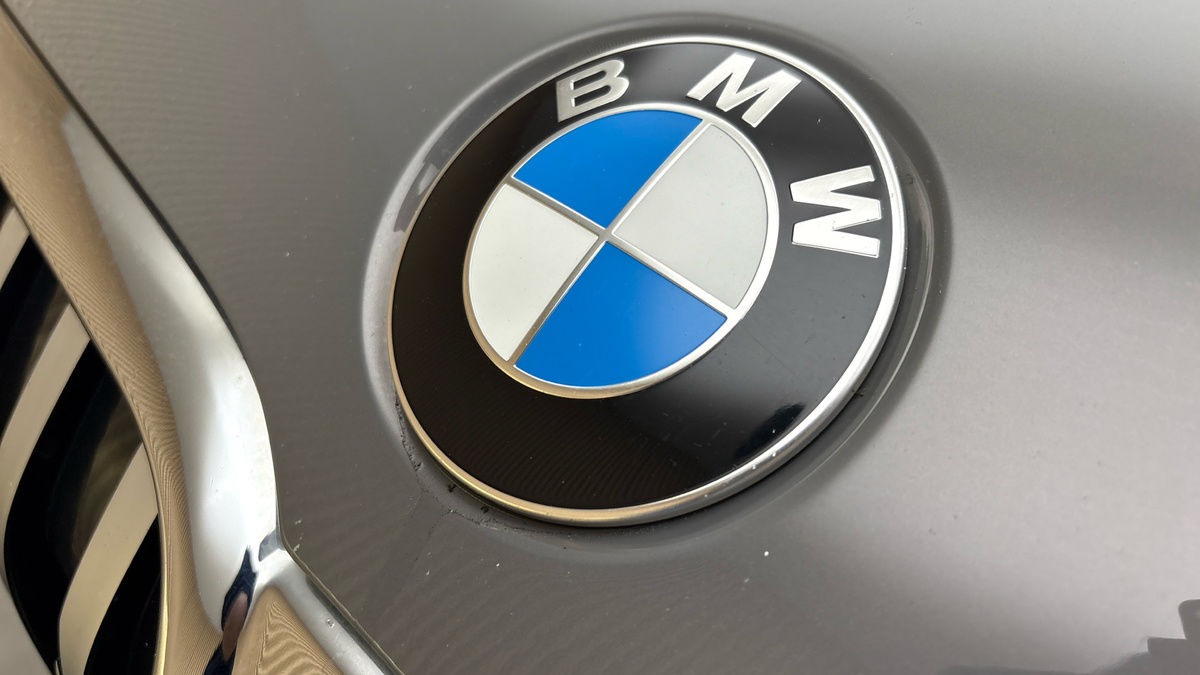 BMW 7 Series Image 24