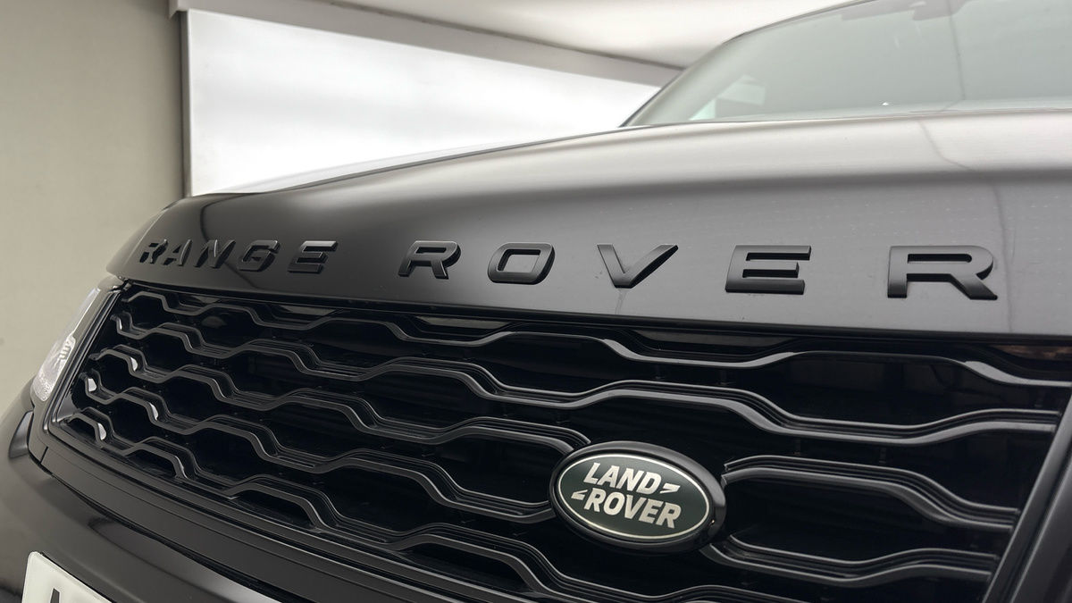 Land Rover Range Rover Sport Image 24