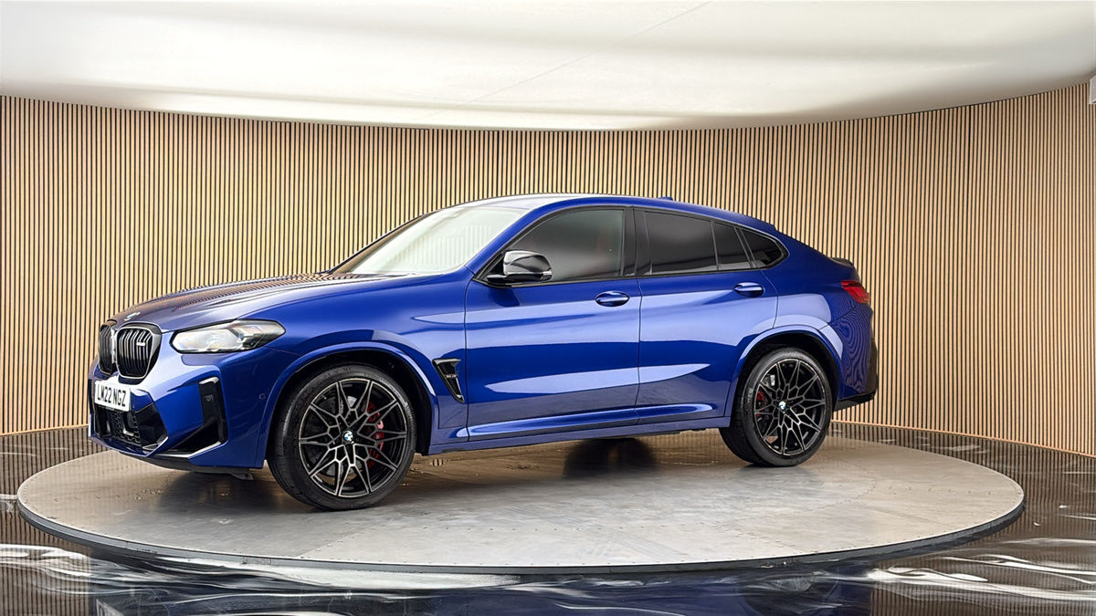 More views of BMW X4 M