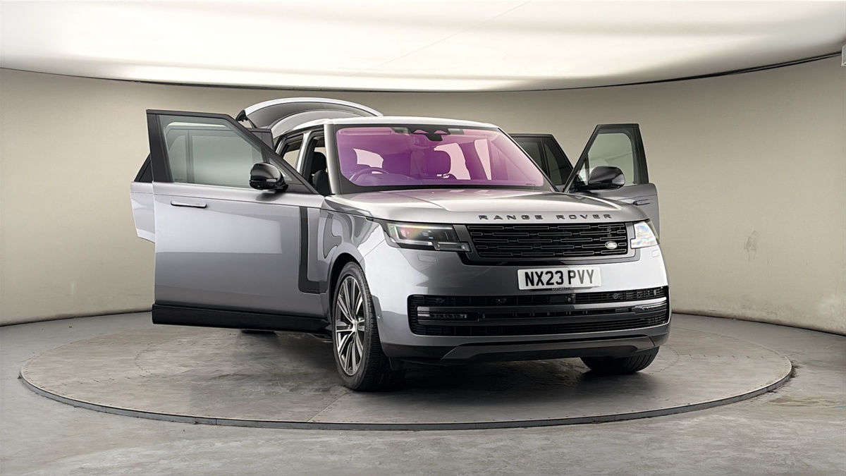 More views of Land Rover Range Rover