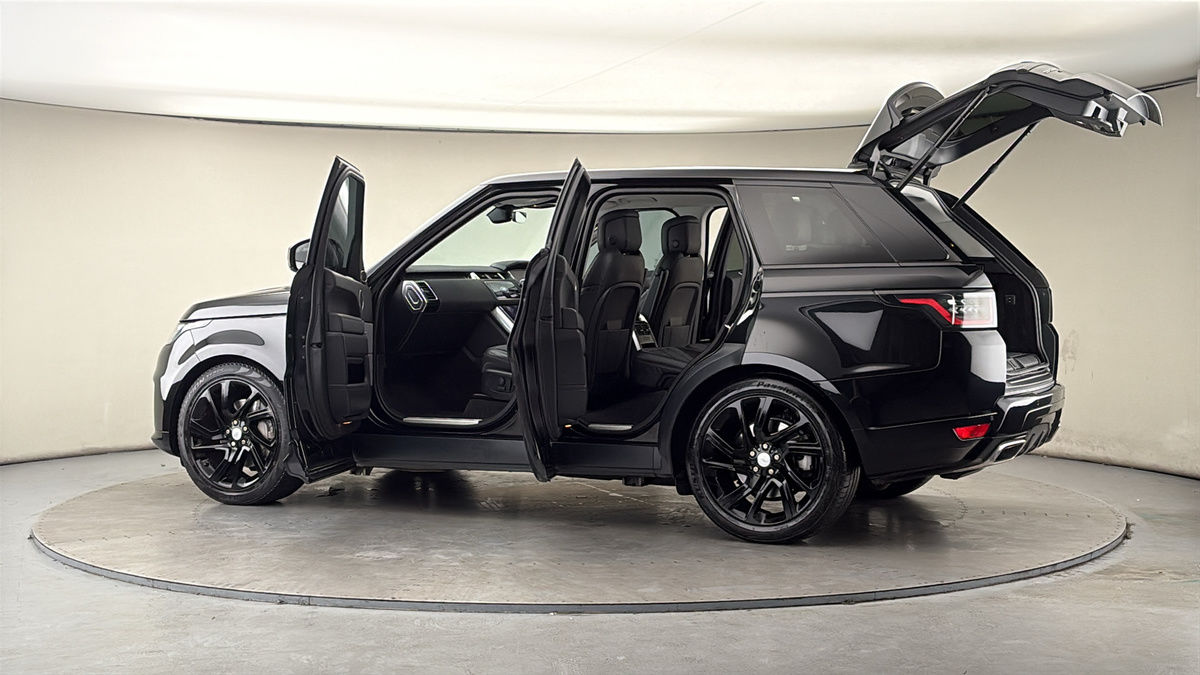 More views of Land Rover Range Rover Sport