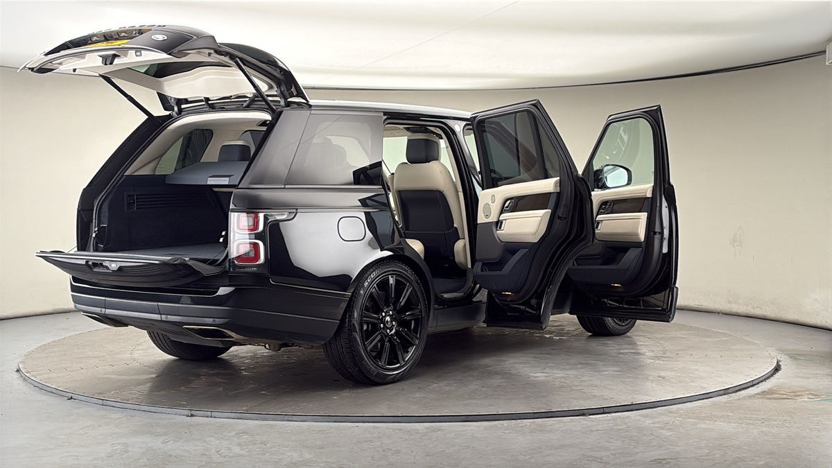 More views of Land Rover Range Rover