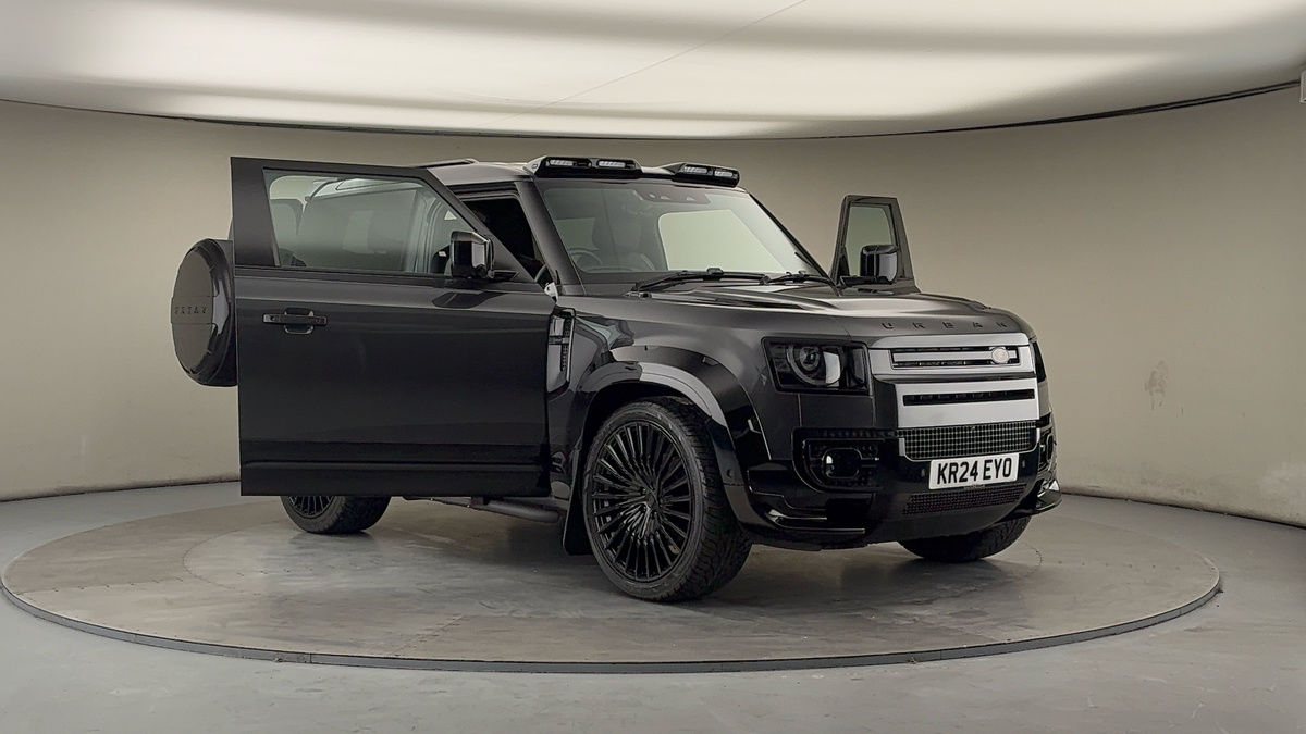 More views of Land Rover Defender 90