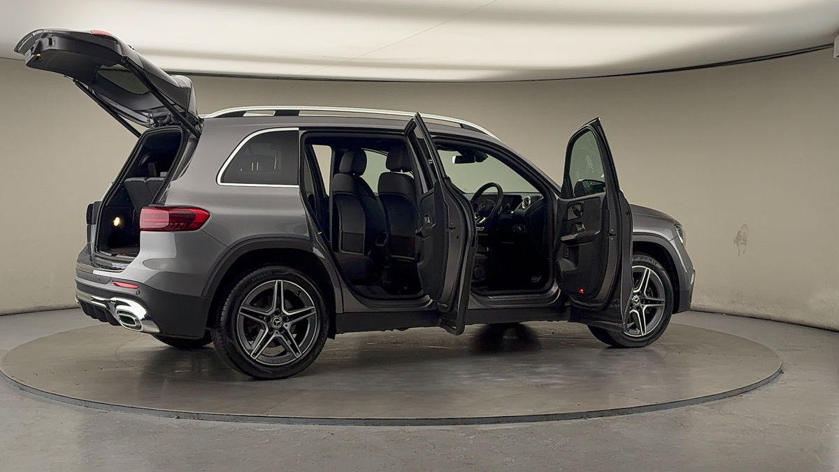 More views of Mercedes-Benz GLB