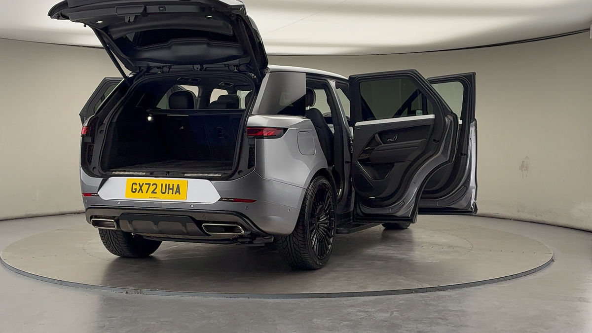 More views of Land Rover Range Rover Sport