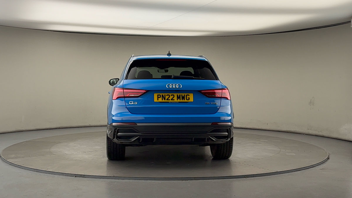 More views of Audi Q3