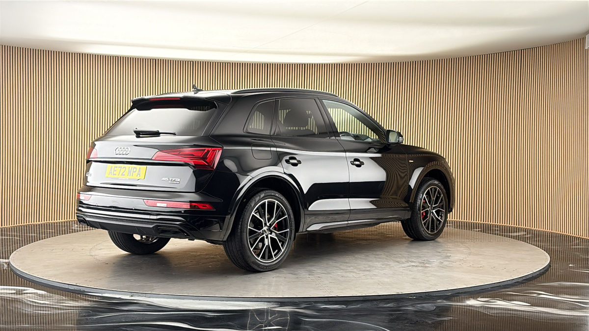 Audi Q5 Image 21
