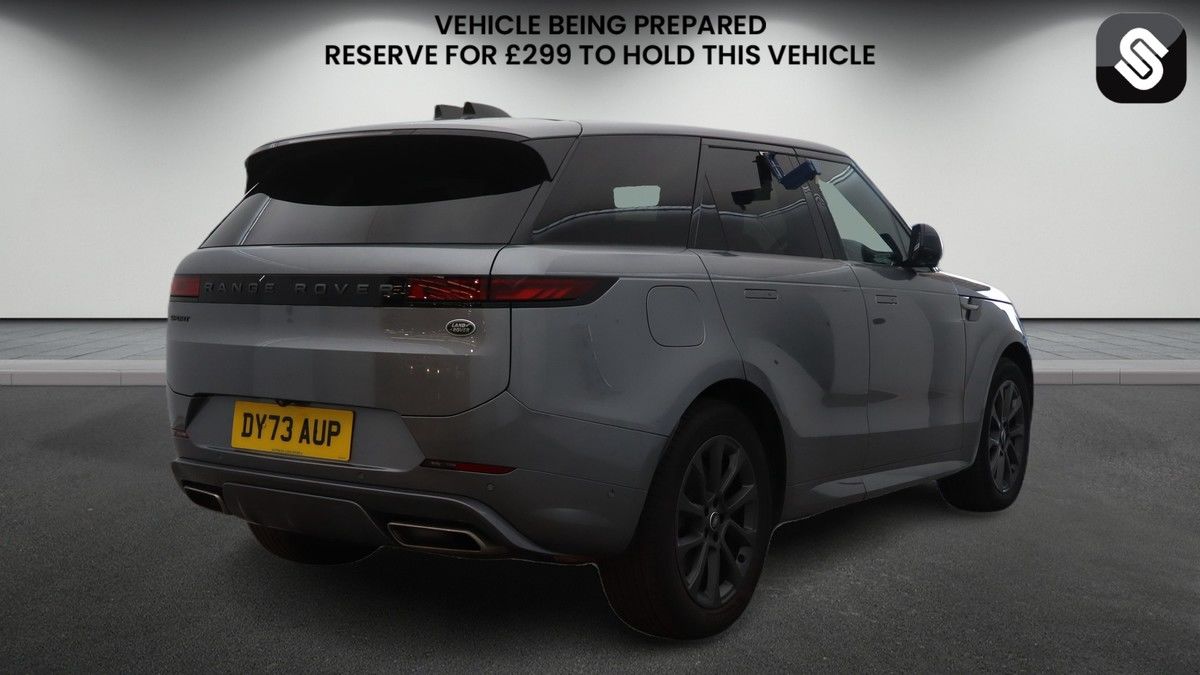 Land Rover Range Rover Sport Image 4