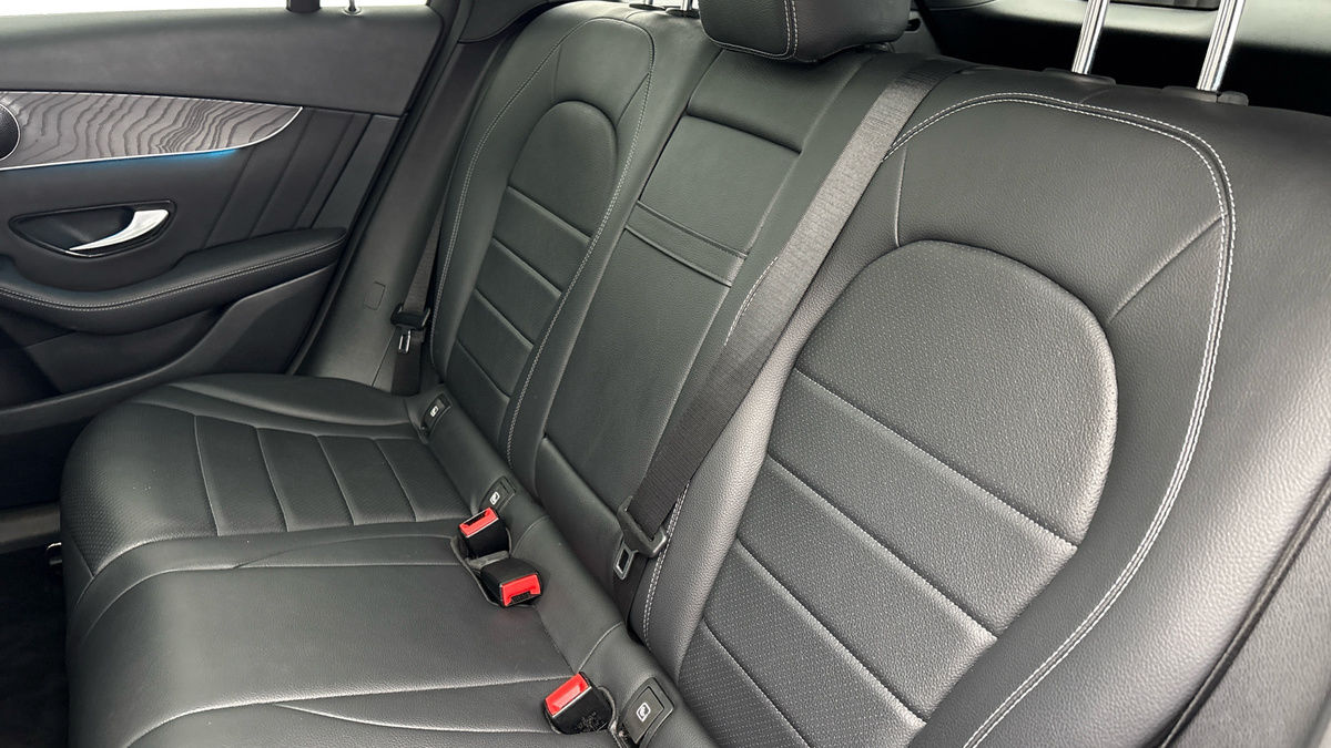 Mercedes-Benz GLC Image 8