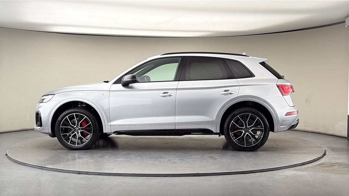 More views of Audi Q5