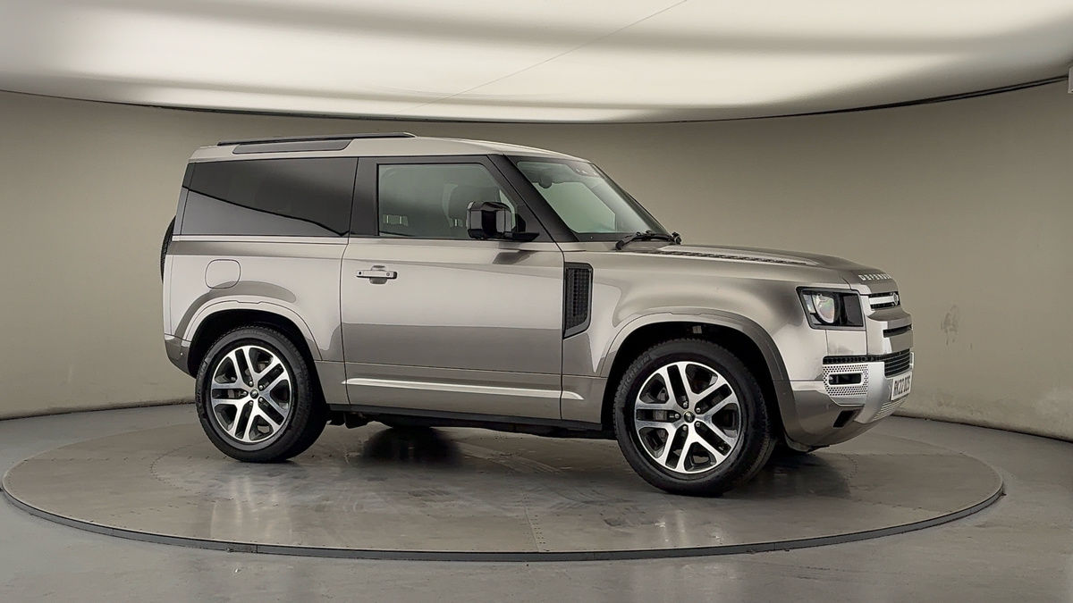 More views of Land Rover Defender 90