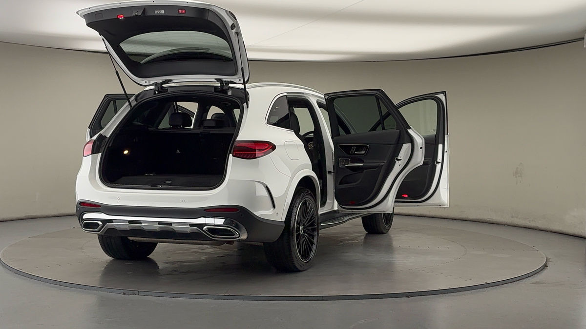 More views of Mercedes-Benz GLC