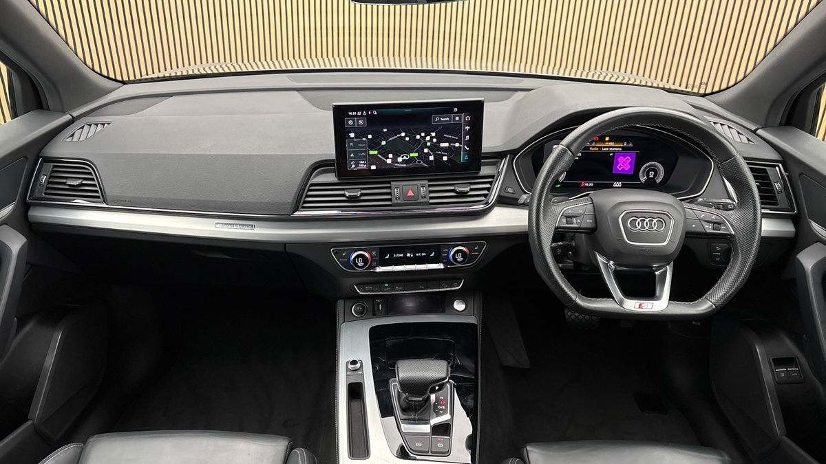 Audi Q5 Image 12
