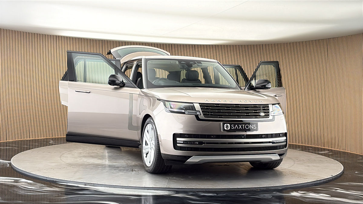 More views of Land Rover Range Rover
