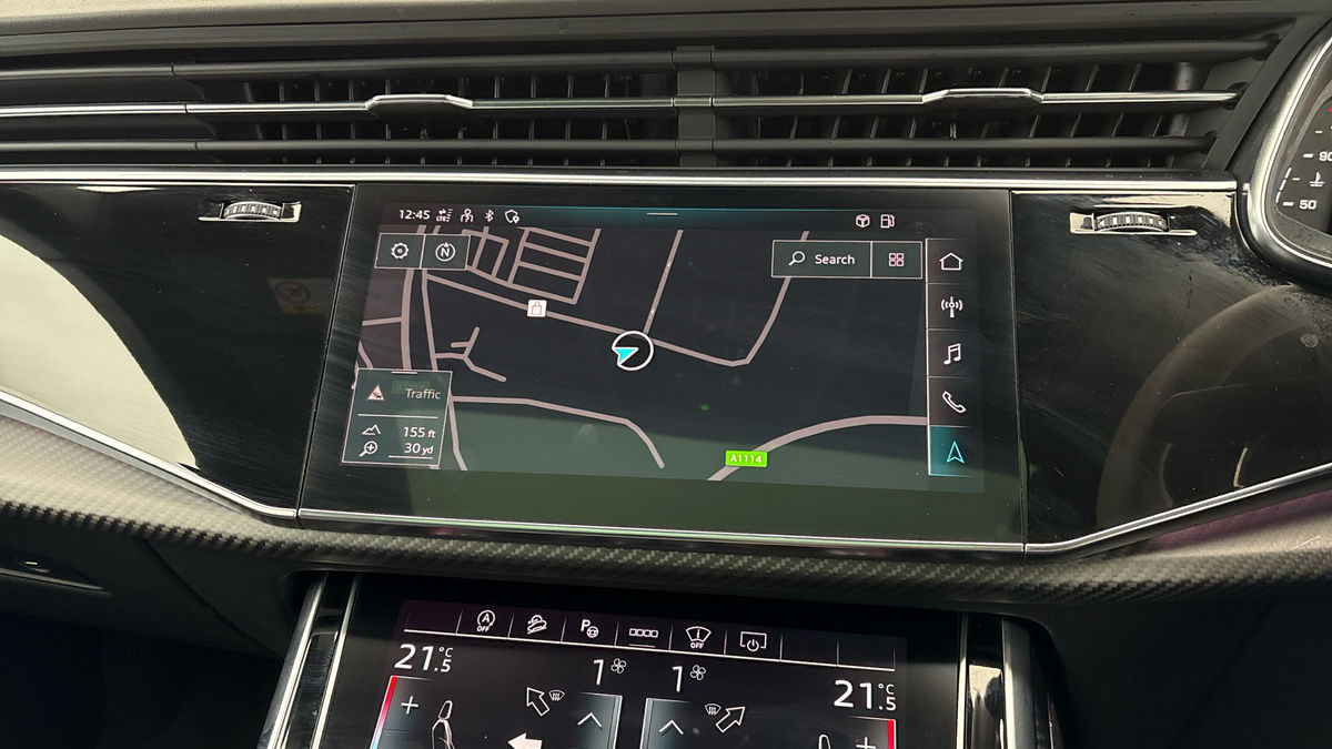 Audi RSQ8 Image 17
