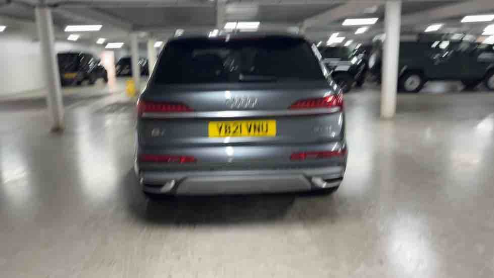 More views of Audi Q7