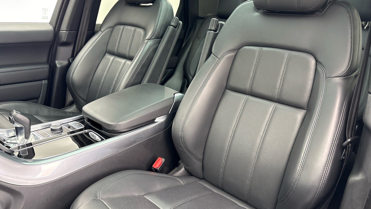 Land Rover Range Rover Sport Image 7