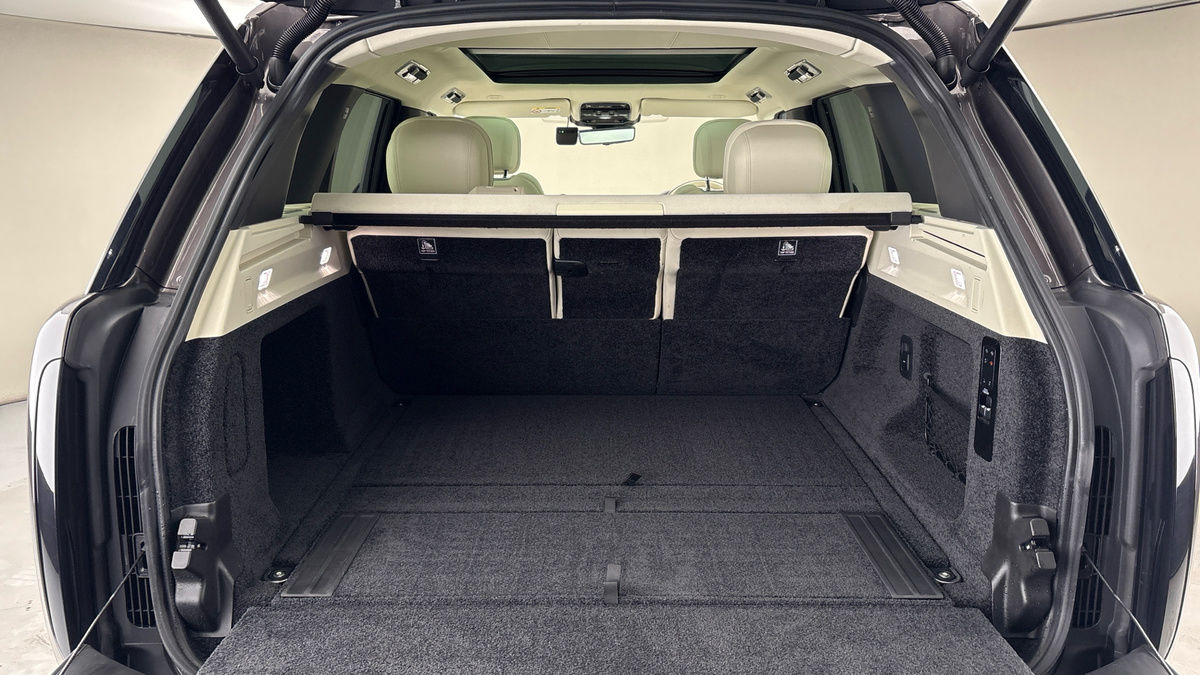 Land Rover Range Rover Image 11