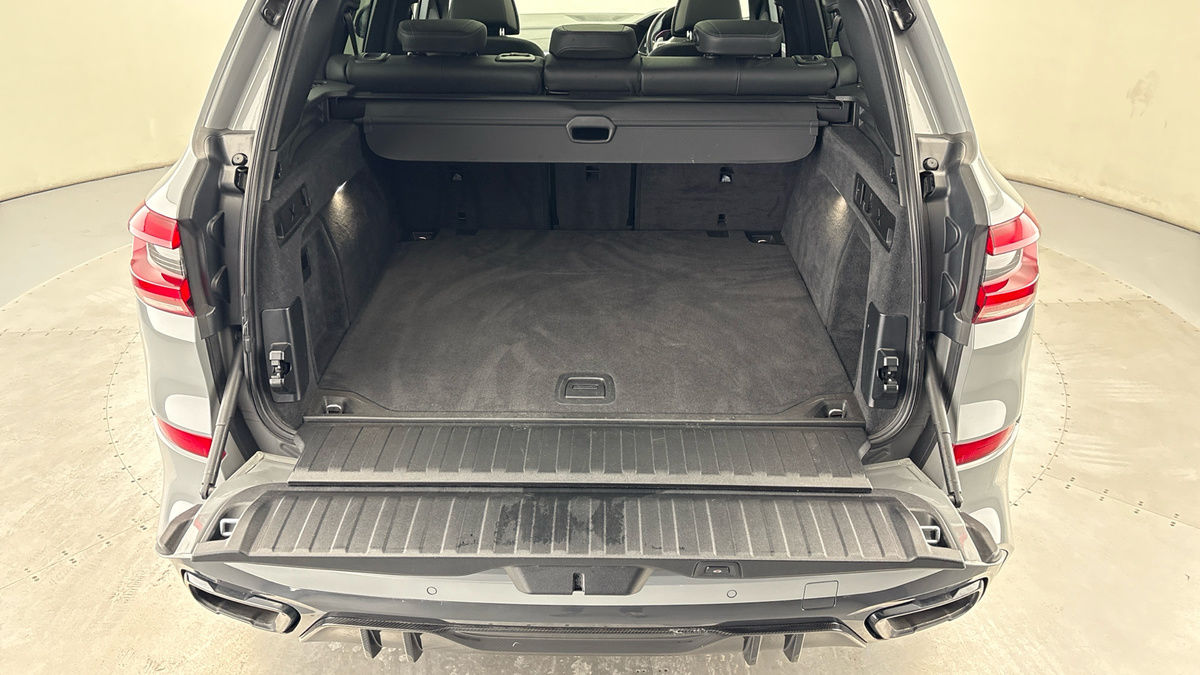 BMW X5 Image 11