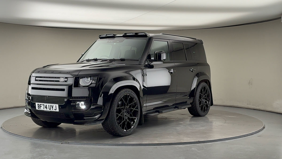 More views of Land Rover Defender 110