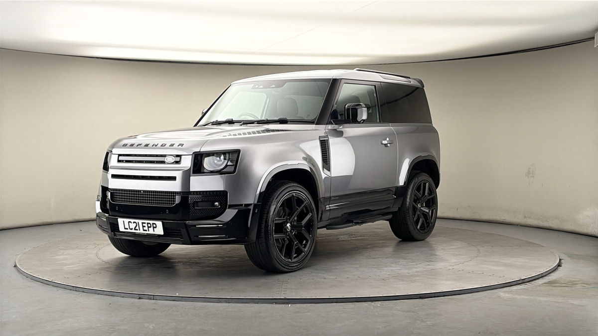 More views of Land Rover Defender 90