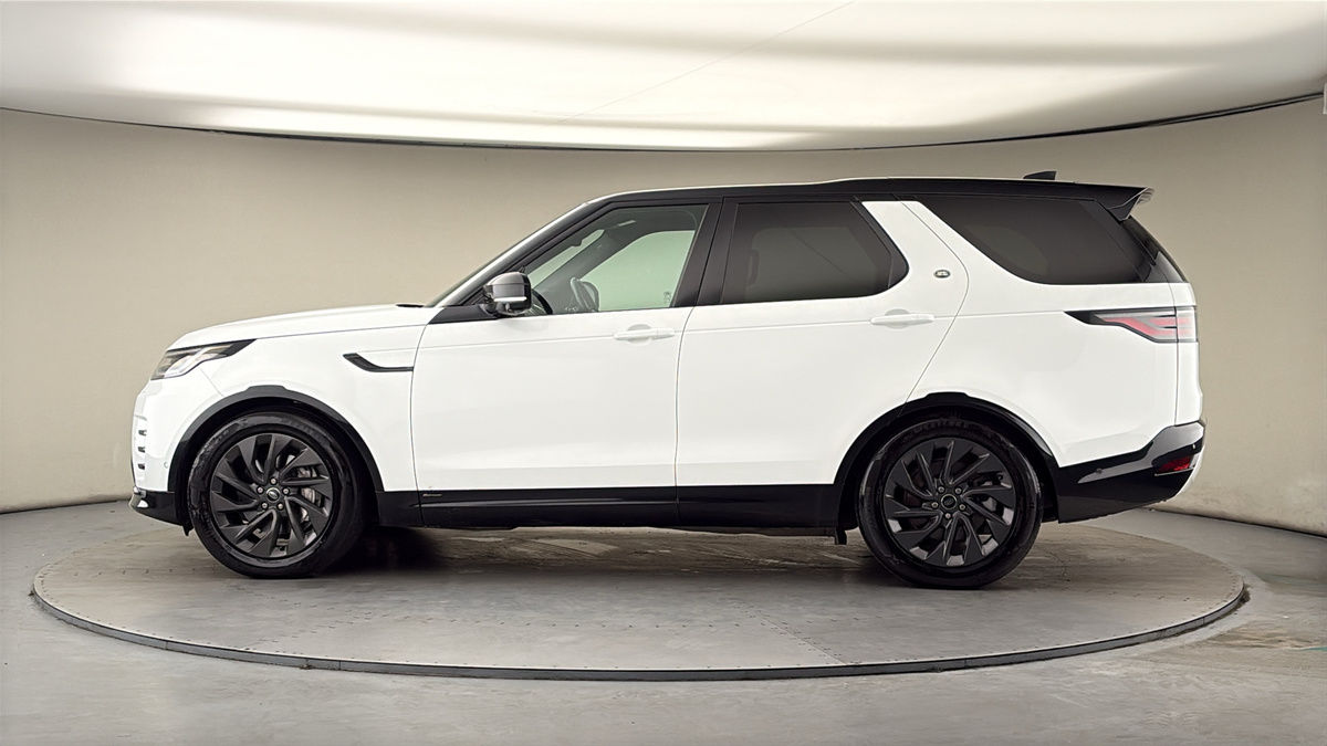 More views of Land Rover Discovery