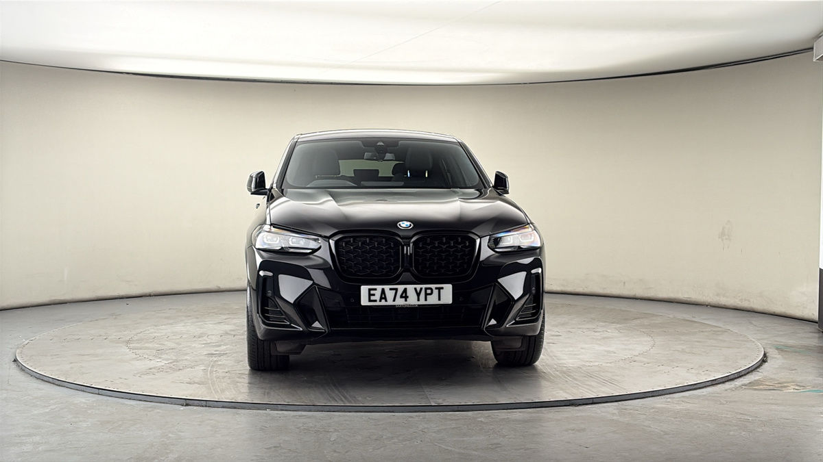 More views of BMW X4