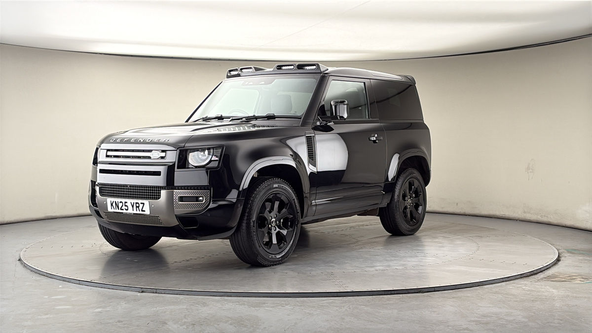More views of Land Rover Defender 90