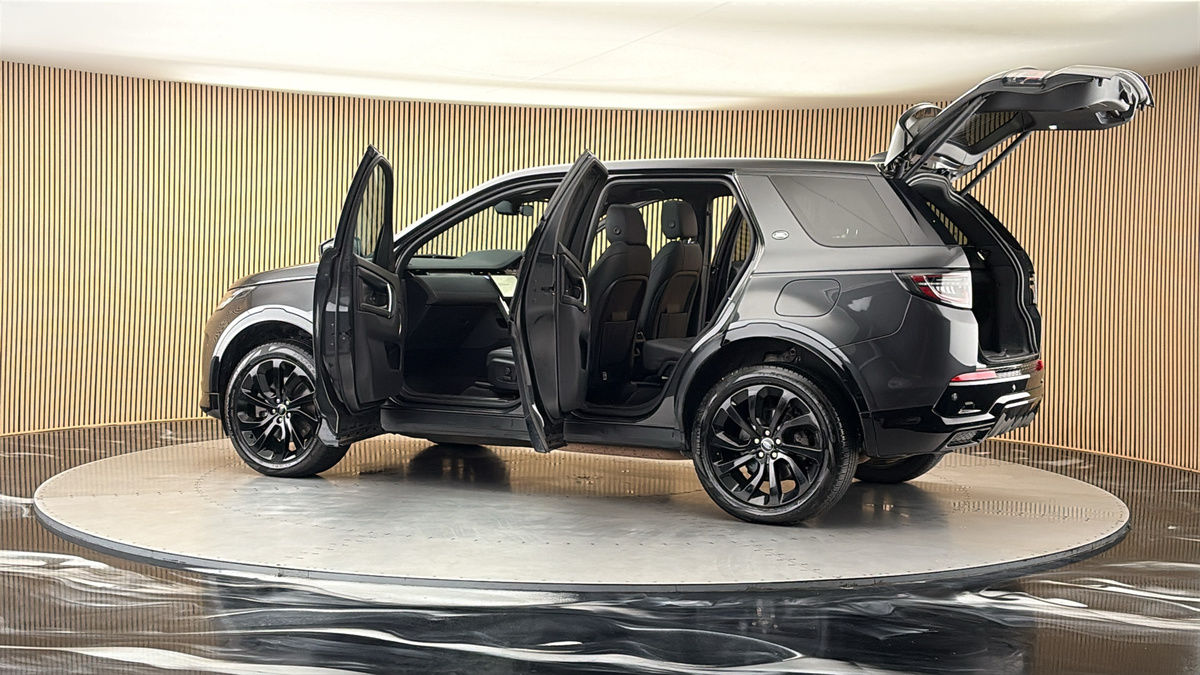 More views of Land Rover Discovery Sport